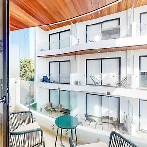 Menesse Midtown 2 Unit 208 Playa del Carmen