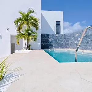 Arkana 9 By Grupo Amber Playa del Carmen